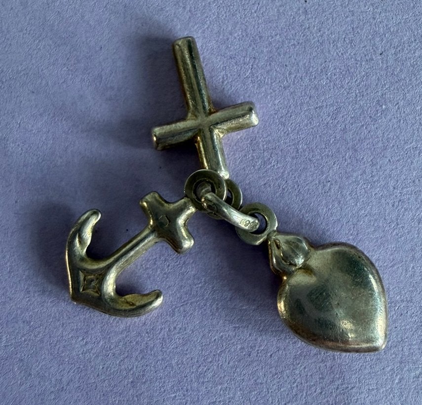 Zilveren vintage kettinghanger Geloof-Hoop-Liefde, Sieraden, Tassen en Uiterlijk, Kettinghangers, Gebruikt, Overige voorstellingen