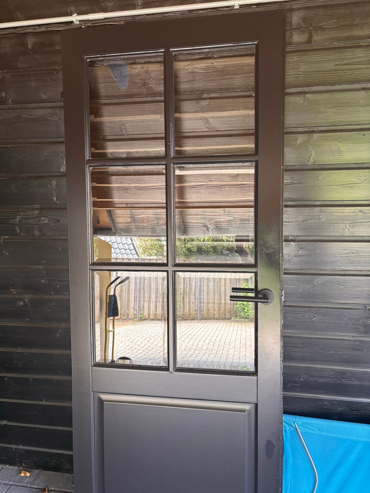 Zwarte opdekdeur  met Glas en Deurklink, Ophalen, Gebruikt, 80 tot 100 cm, Buitendeur