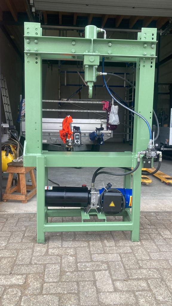 Hydraulische Pers - Pomp, Ventielblok en Slangen, Ophalen of Verzenden