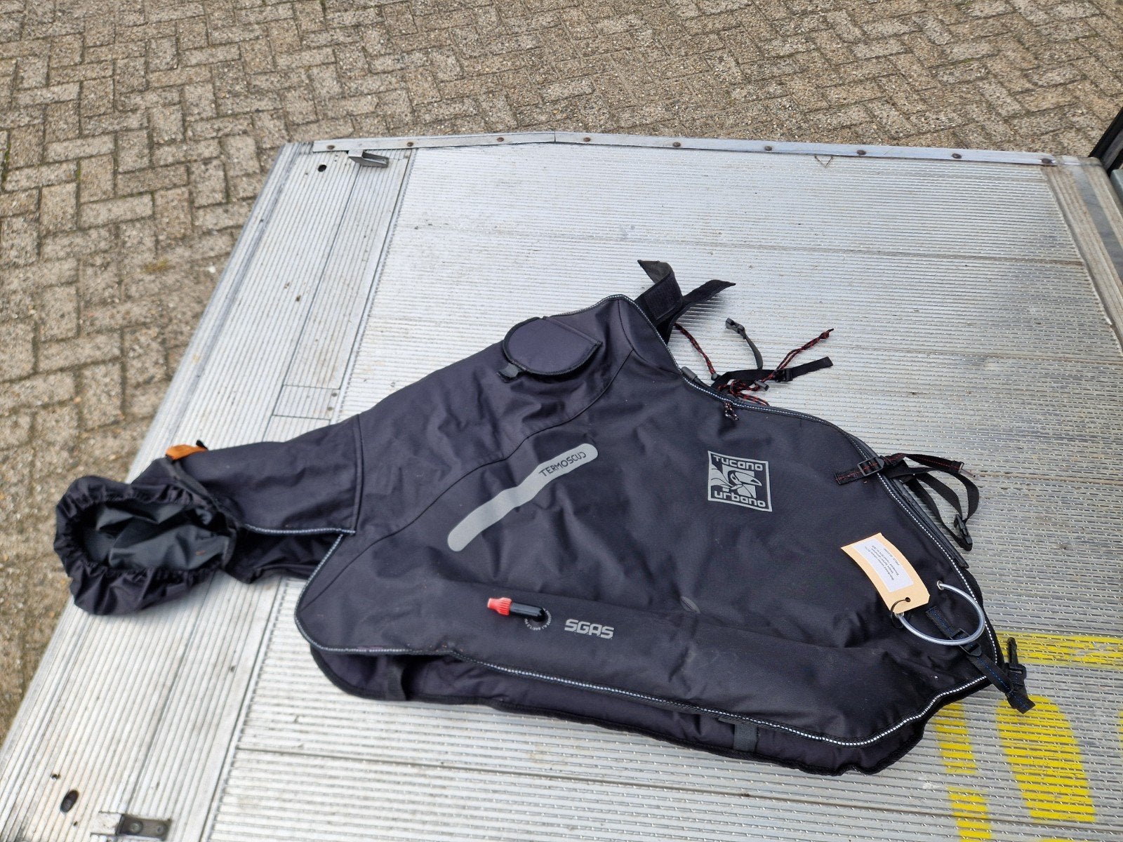 beenkleed vespa sprint, Ophalen, Gebruikt