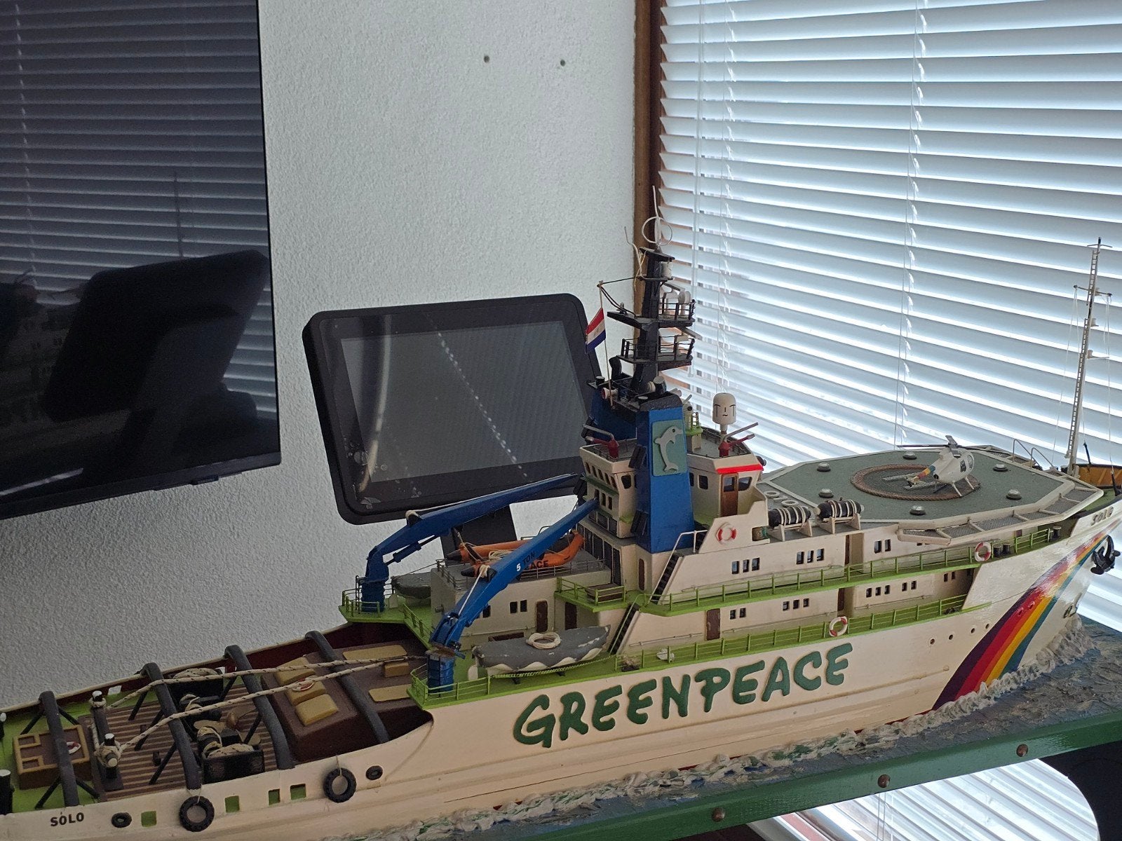 Modelboot Greenpeace, Ophalen, Gebruikt