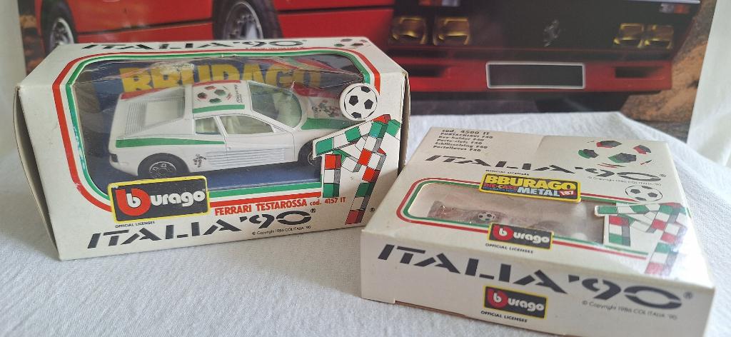 Ferrari Testarossa Italia 90 incl sleutelhanger, Ophalen of Verzenden, Zo goed als nieuw, Auto, Overige merken
