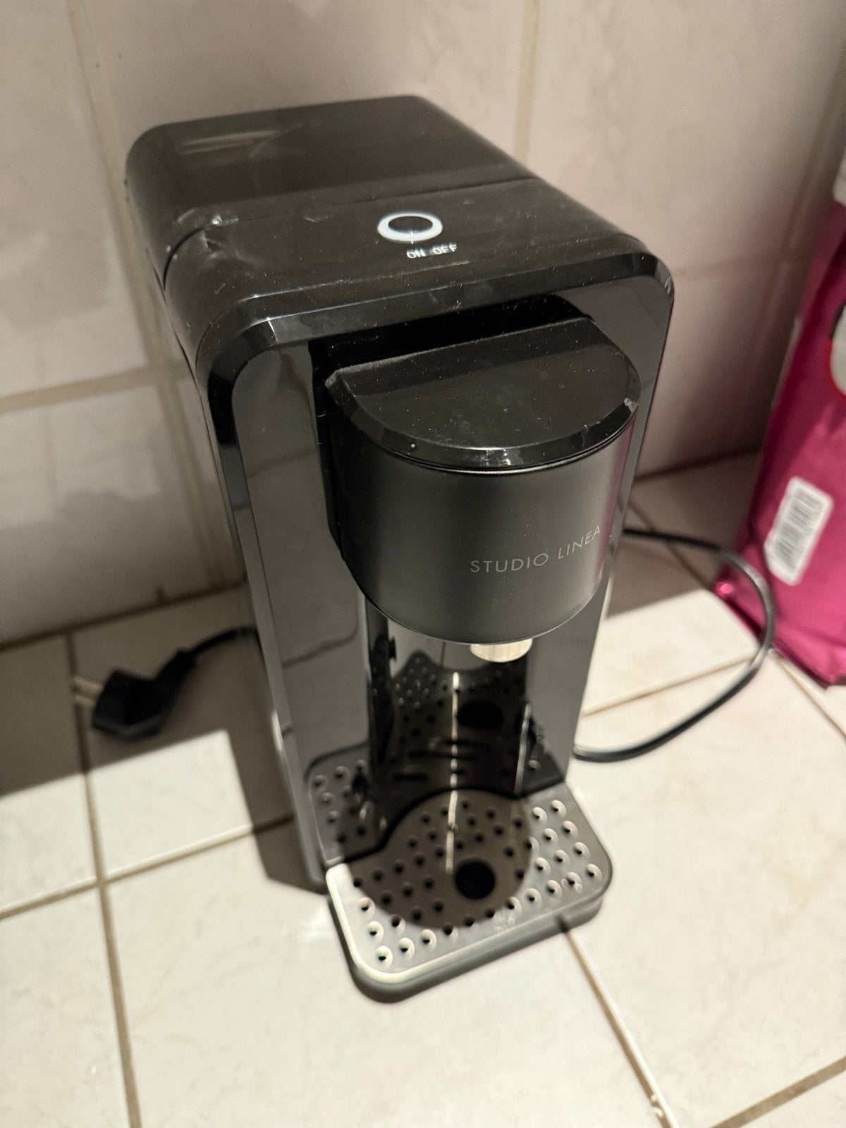 Studio Linea Warm Water Dispenser - Zwart, Witgoed en Apparatuur, Koffiezetapparaten, Ophalen, Gebruikt, Overige modellen, Overige typen