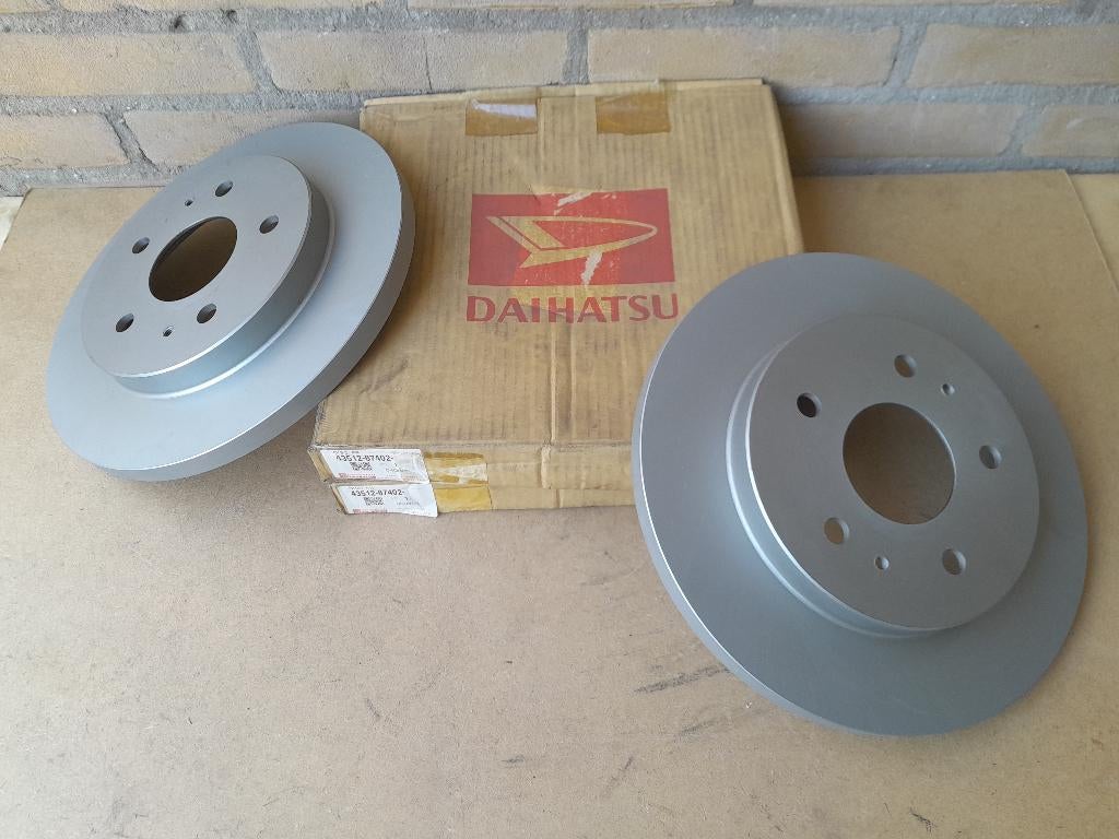 REMSCHIJF SET Nieuw & Origineel - DAIHATSU TERIOS J1 + J2, Verzenden, Nieuw, Daihatsu