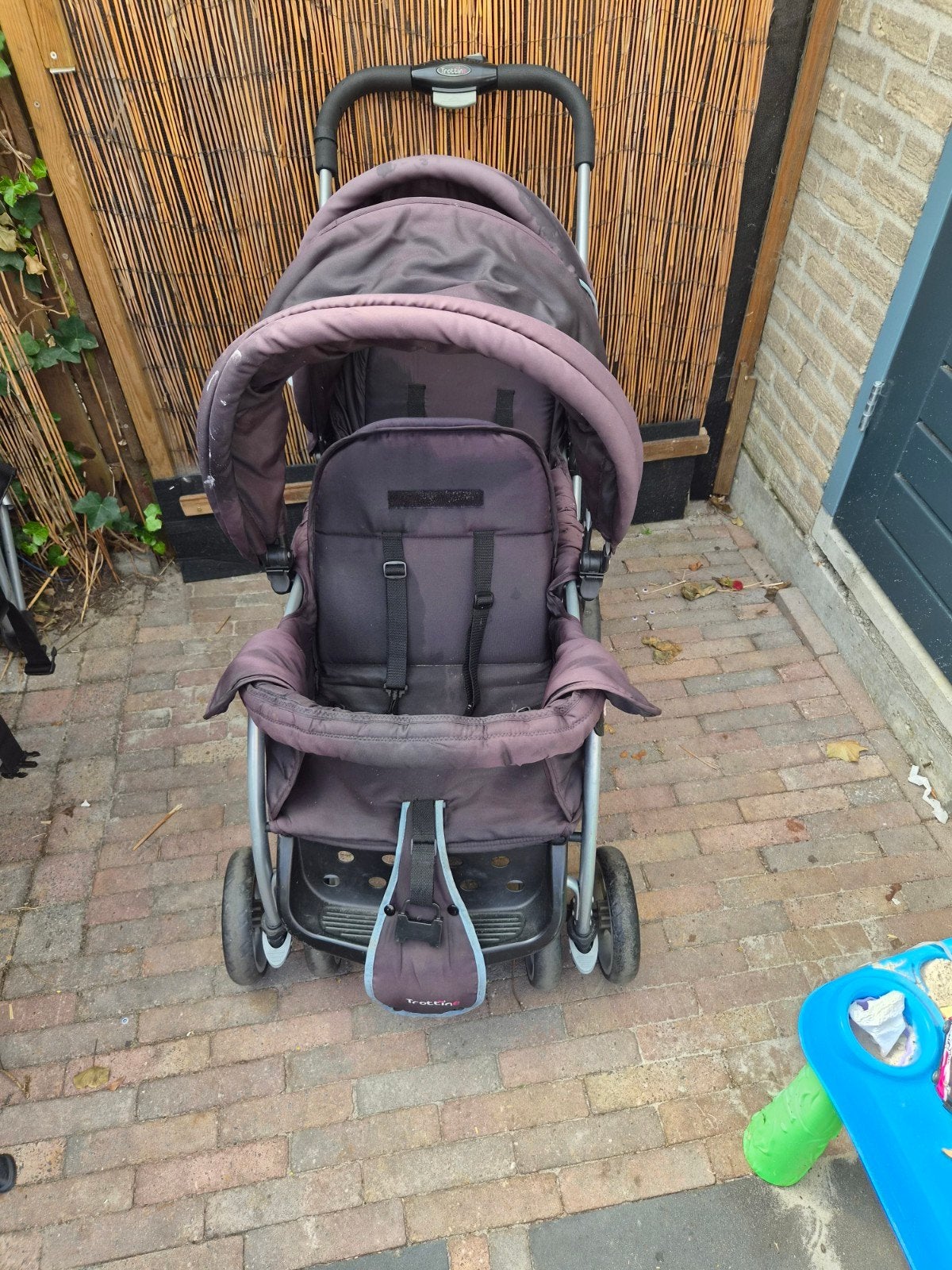 tweeling buggy doe een leuk bod, Kinderen en Baby's, Kinderwagens en Combinaties, Ophalen of Verzenden, Gebruikt, Kinderwagen