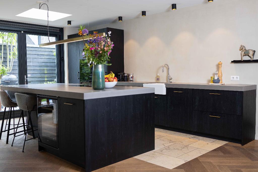 Kitchen Concepts, Luxe moderne keuken (najaar 2019), Ophalen, Gebruikt, Overige materialen, Zwart