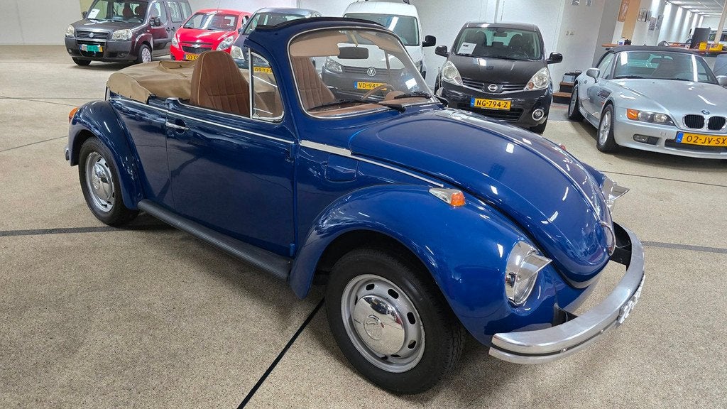 Volkswagen 1303 Apk en Belastingvrij! Cabriodak Zeer nette s, Auto's, Volkswagen, Lederen bekleding, Gebruikt, Blauw, Leder
