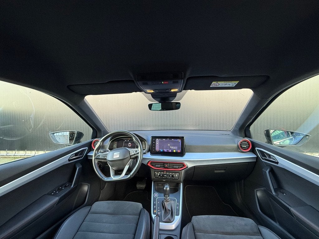 SEAT Arona 1.0 TSI FR Automaat Carplay Sensoren Camera Alcan, Auto's, Seat, Gebruikt, Arona, 610 kg, Origineel Nederlands