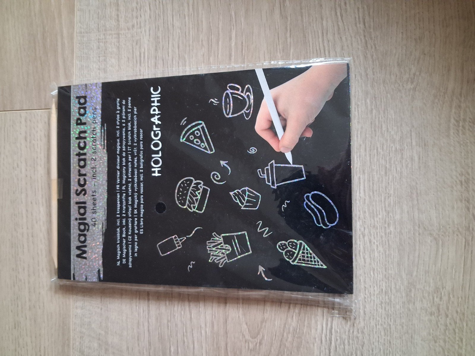 Magical Holographic Scratch Pad - 40 vellen incl. 2 pennen, Ophalen of Verzenden, Nieuw, Papier, Schets- of Tekenboek