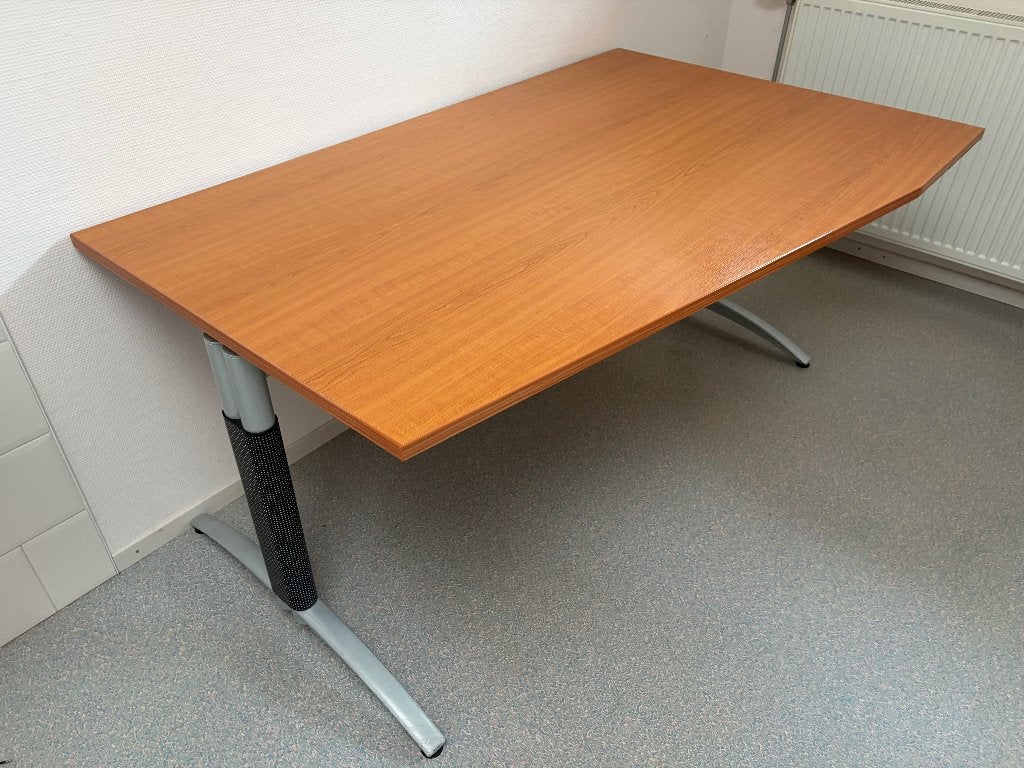 Palmberg bureau, Huis en Inrichting, Ophalen, 160 cm, 100 cm, Zo goed als nieuw