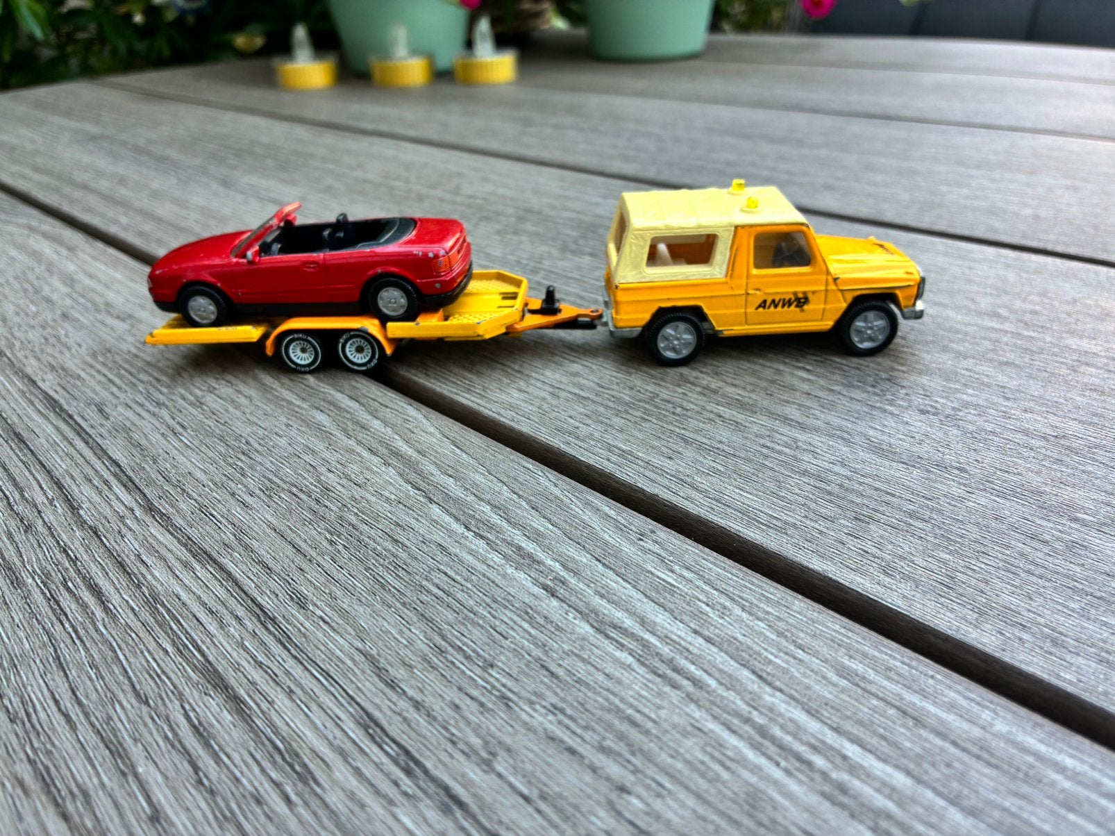 Siku Mercedes GE280 met aanhanger(ANWB), Ophalen of Verzenden, Zo goed als nieuw, Auto