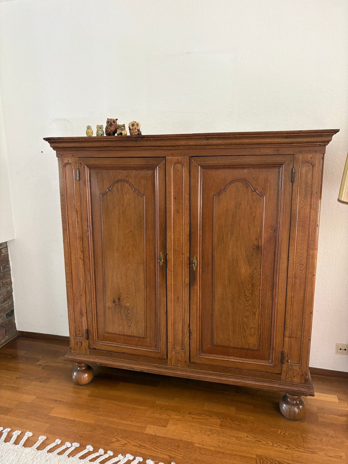 Antieke houten servieskast met 2 besteklades, Ophalen