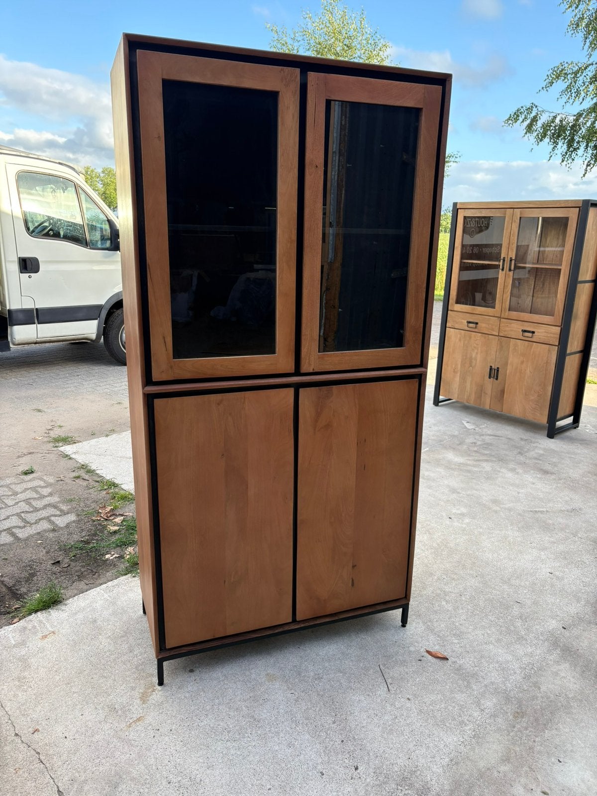 NIEUW! RICHWOOD VITRINEKAST – €400, Ophalen, Nieuw, 50 tot 100 cm, 150 tot 200 cm