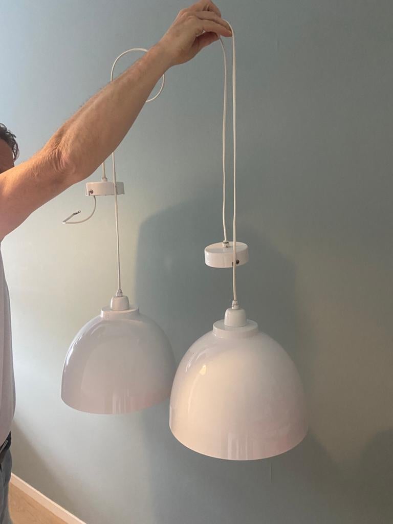 Witte metalen hanglampen 2stuks, Huis en Inrichting, Ophalen, Zo goed als nieuw, Metaal, Minder dan 50 cm