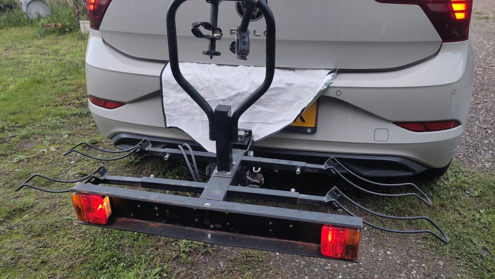 fietsendrager gratis ophalen, Ophalen, 2 fietsen, Gebruikt, Trekhaakdrager