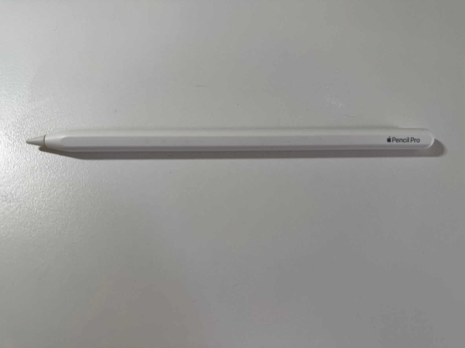 Foto 7 van Apple iPad Pro 13" M4 + Magic Keyboard + Apple Pencil Pro