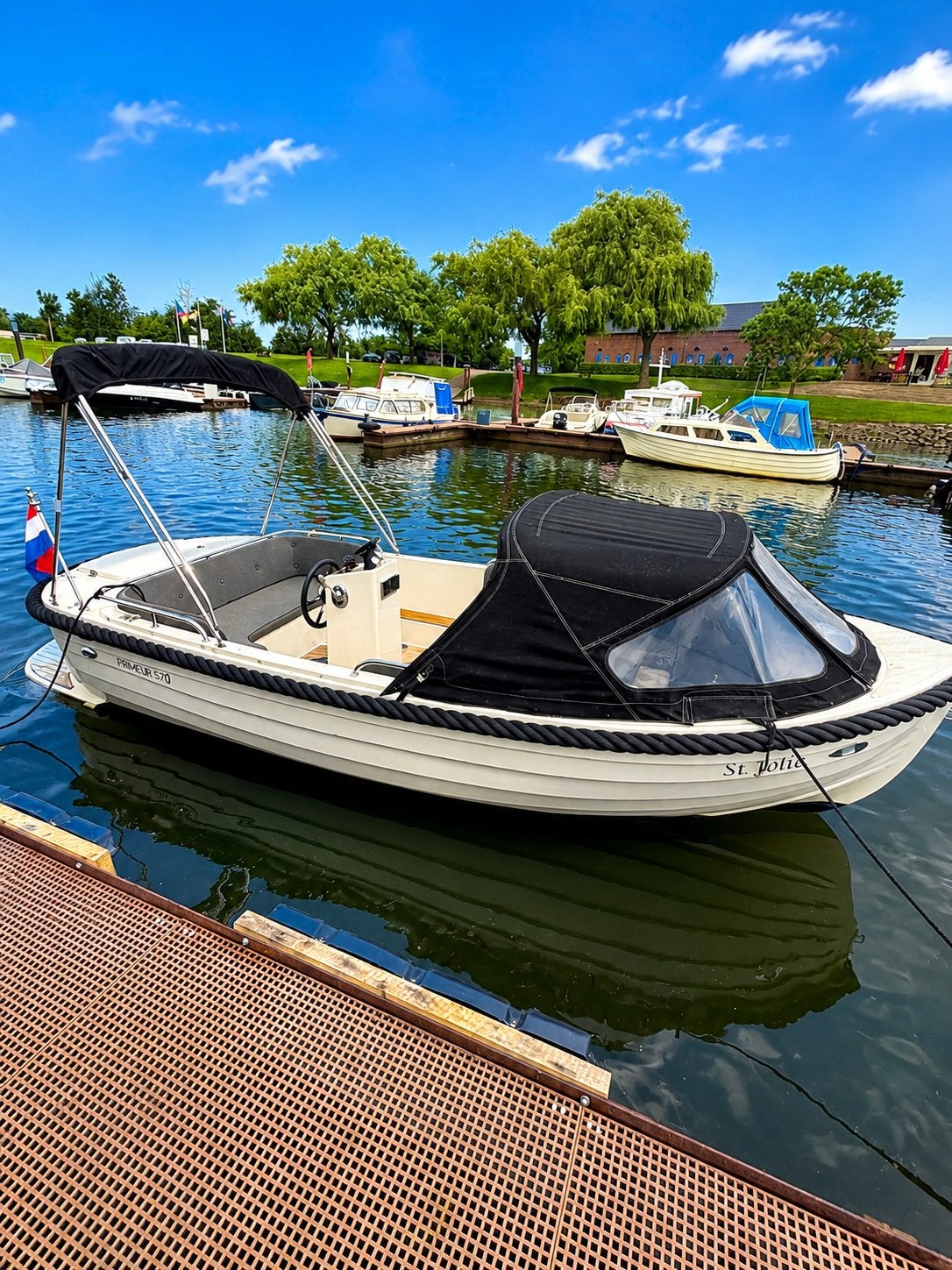 Primeur 570 tender Yamaha 20pk 4 takt luxe opties bwj 017, Watersport en Boten, Sloepen, Ophalen, Tender, Primeur, Zo goed als nieuw