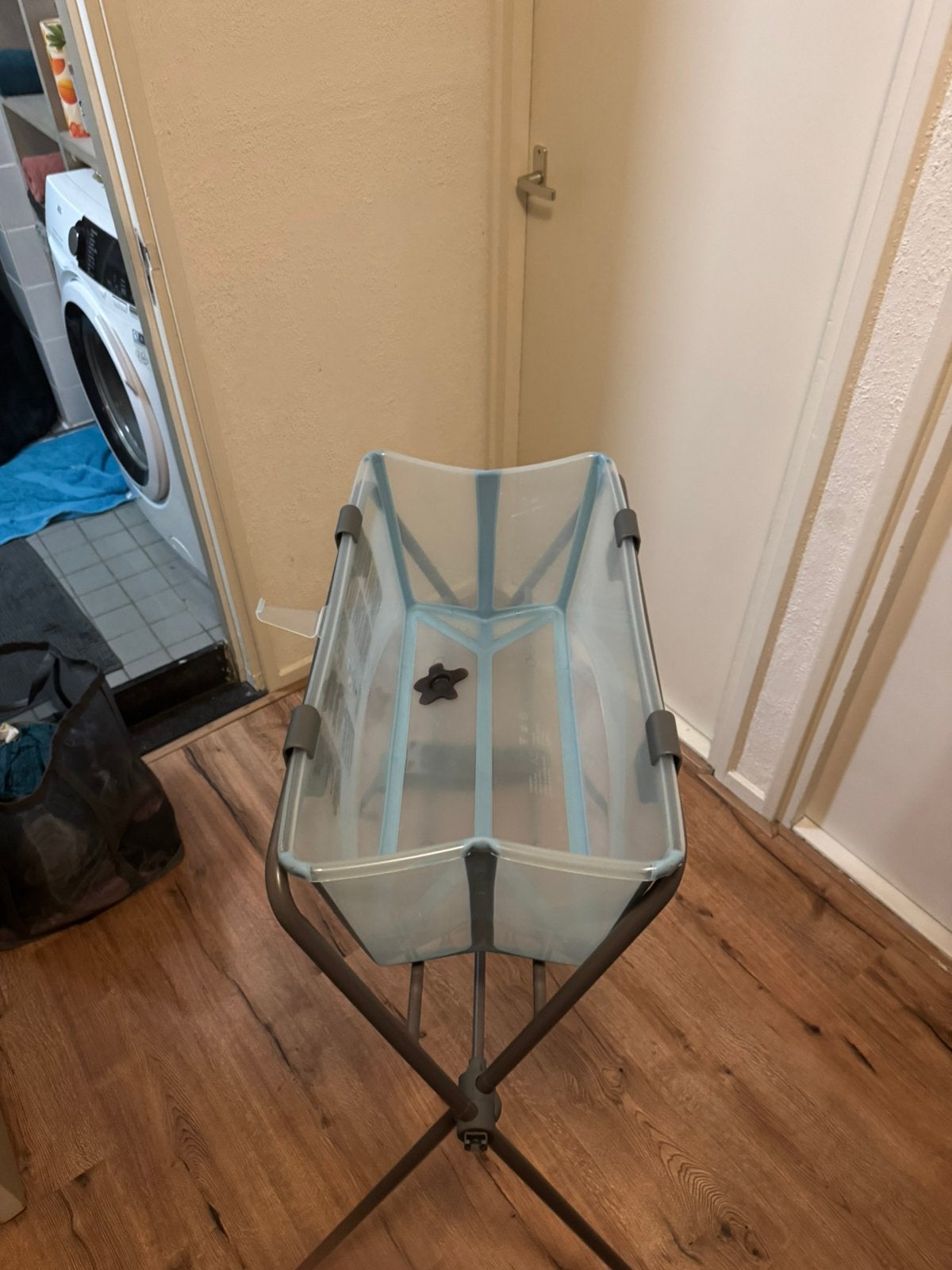 Stokke flexi bad met standaard en newborn zitje, Kinderen en Baby's, Ophalen, Zo goed als nieuw, Badje, Prenatal