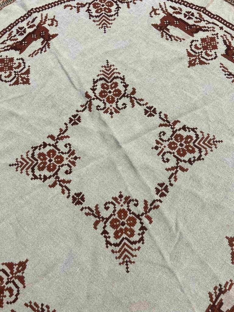 Tafelkleed rond folklore 120 cm, Djt@dejuistetoon.eu, Ophalen of Verzenden, Zo goed als nieuw, Mon Plaisir 19, Etten-Leur, Netherlands