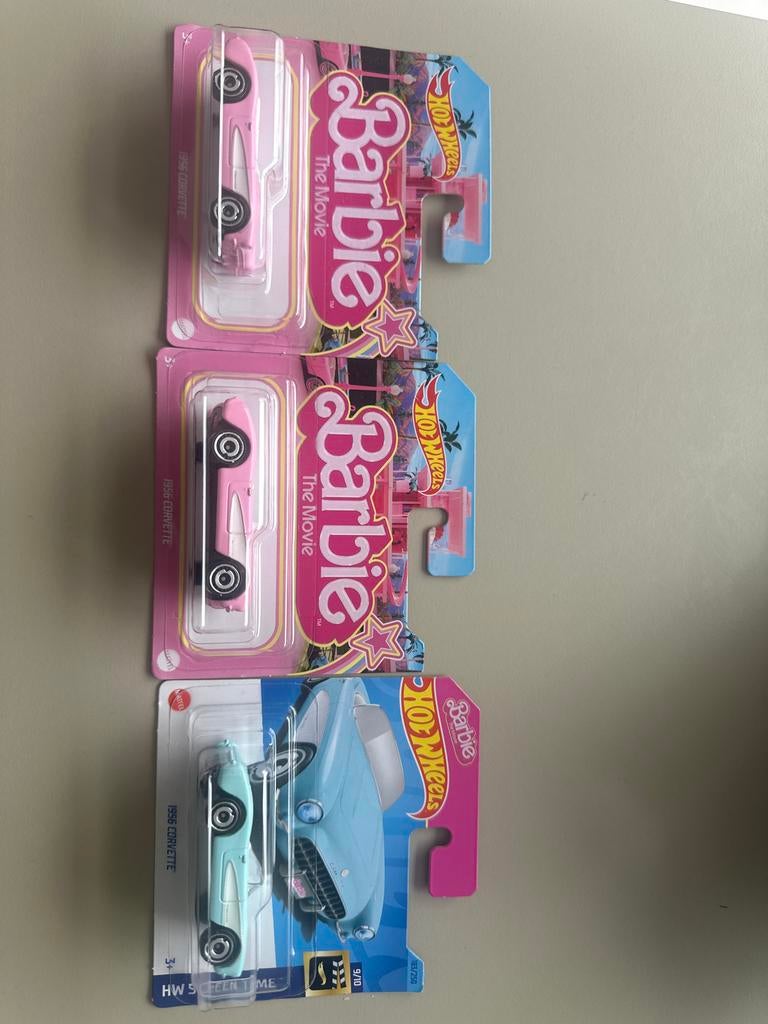 Hot Wheels Barbie 1956 Corvette - 2x roze, 1x mintgroen, Overige merken, 1:50 of kleiner, Auto, Nieuw