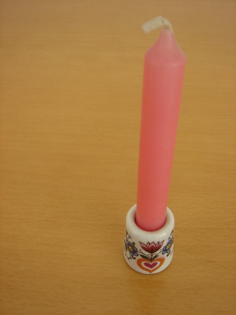 Mooi bewerkte Kandelaar met kaarsje, Overige materialen, Gebruikt, Overige kleuren, Ophalen of Verzenden