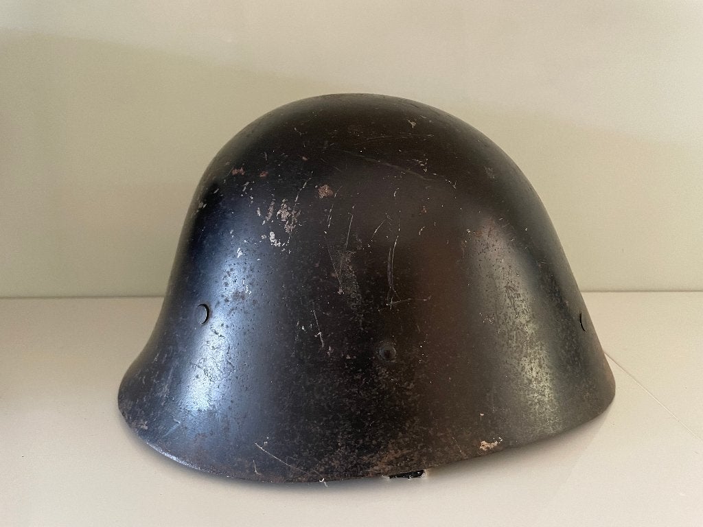 Nederlandse M34 / M27 stalen helm – LBD  – WOII”, Ophalen of Verzenden, Overige soorten, Nederland, Helm of Baret