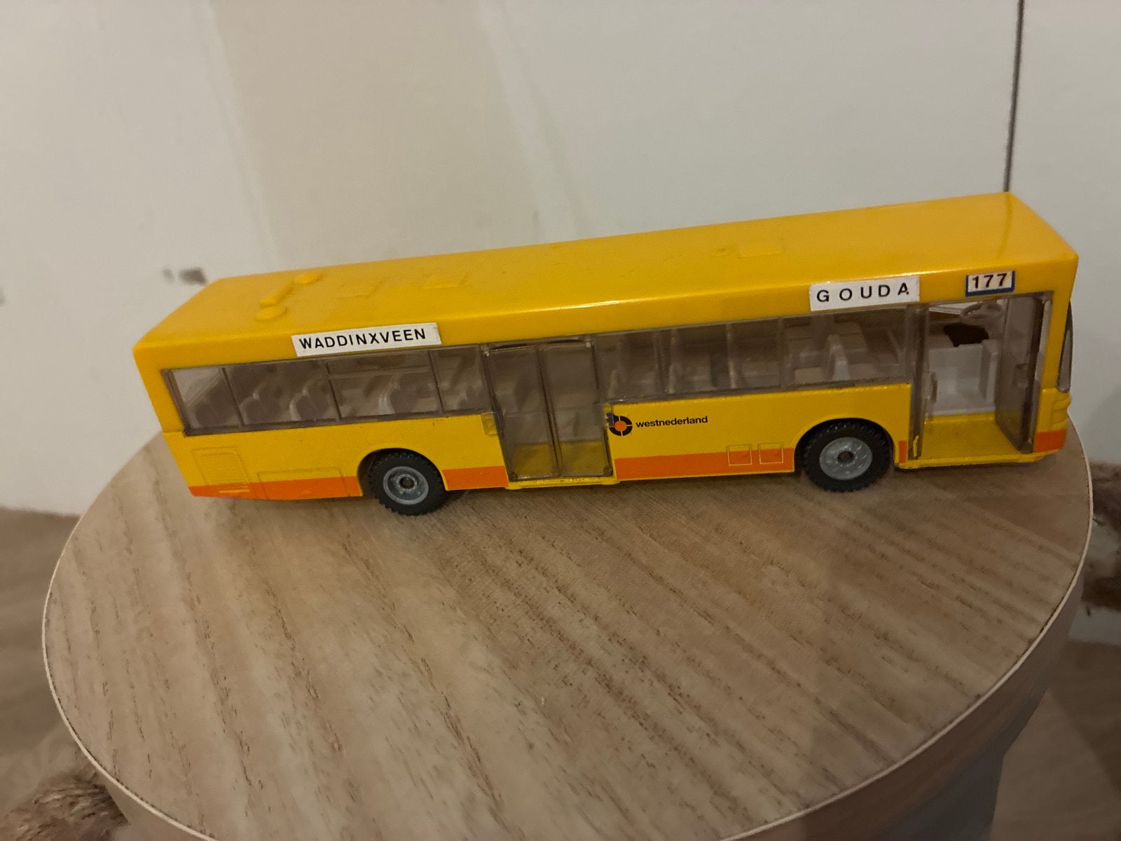 Gele Westnederland bus model - Gouda/Waddinxveen, Ophalen of Verzenden, Zo goed als nieuw, Overige typen
