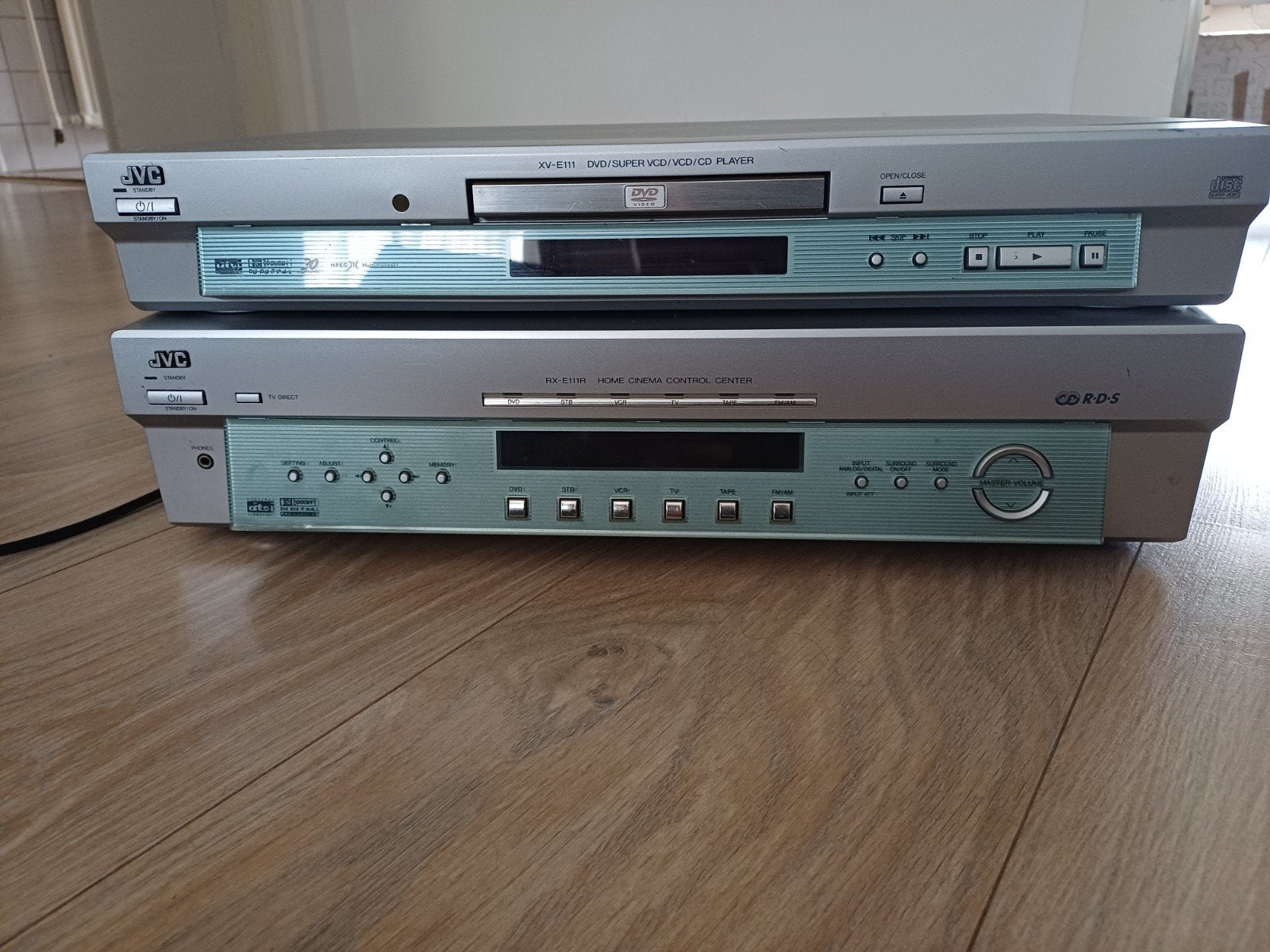 JVC Tuner-versterker & CD/DVD Speler Set  zonder afstandsbed, Ophalen, Gebruikt, JVC, Losse componenten