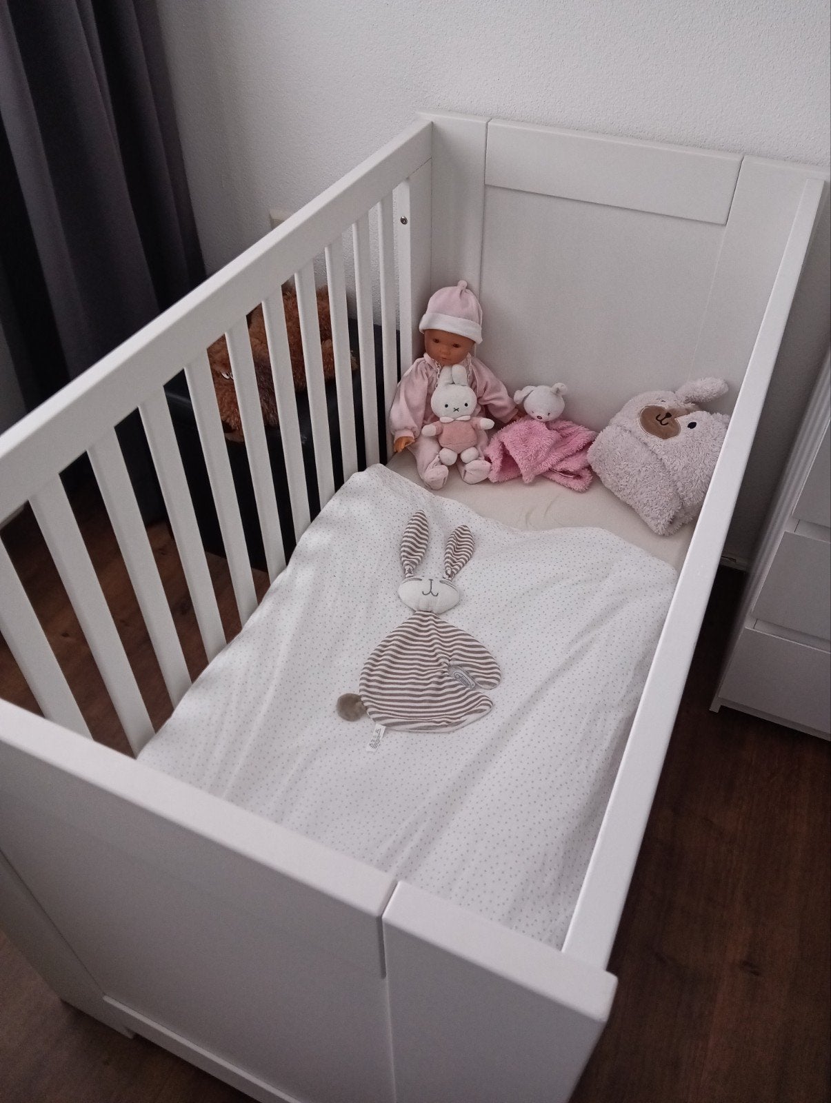 Twee complete ledikantjes met matras en dekbedjes, Ophalen, Zo goed als nieuw, Minder dan 140 cm, Matras
