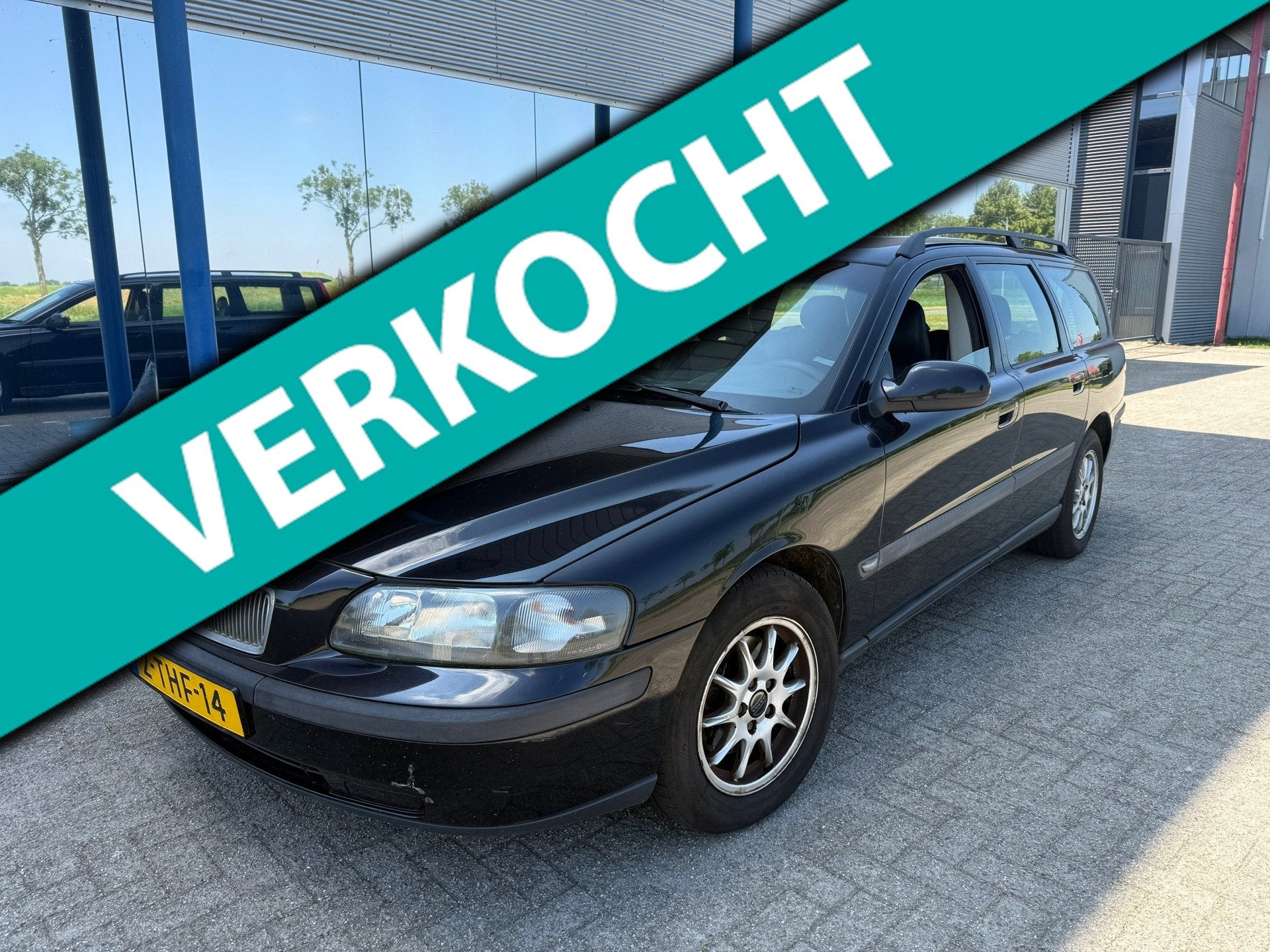 Volvo V70 2.4 D5 Comfort Line, Voorwielaandrijving, 15 km/l, 2401 cc, Geïmporteerd