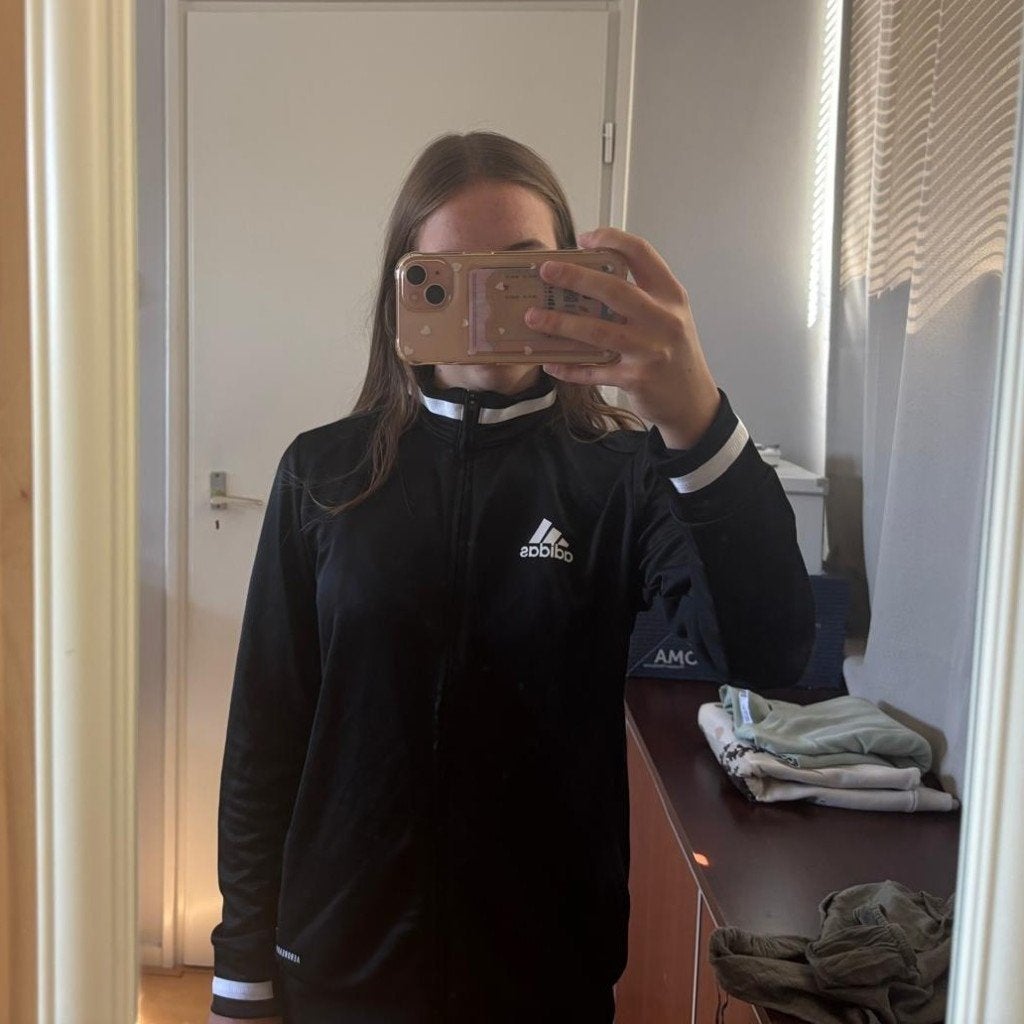 Adidas T19 trainingsjas zwart meisjes maat 164 hockey, Ophalen of Verzenden, Zo goed als nieuw, Kleding