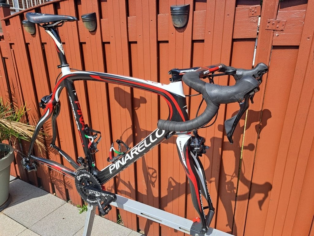 PINARELLO DOGMA MAAT 59 NIEUWE PARTS LEES ADVERTENTIE FOTO,S, Fietsen en Brommers, Fietsen | Racefietsen, 28 inch, Carbon, Zo goed als nieuw