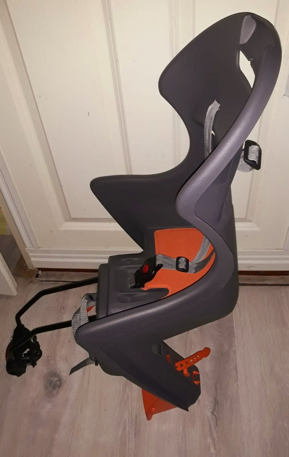 Te koop:Nette stevige Polisport kinderfiets stoel, Ophalen, Gebruikt, Achterzitje