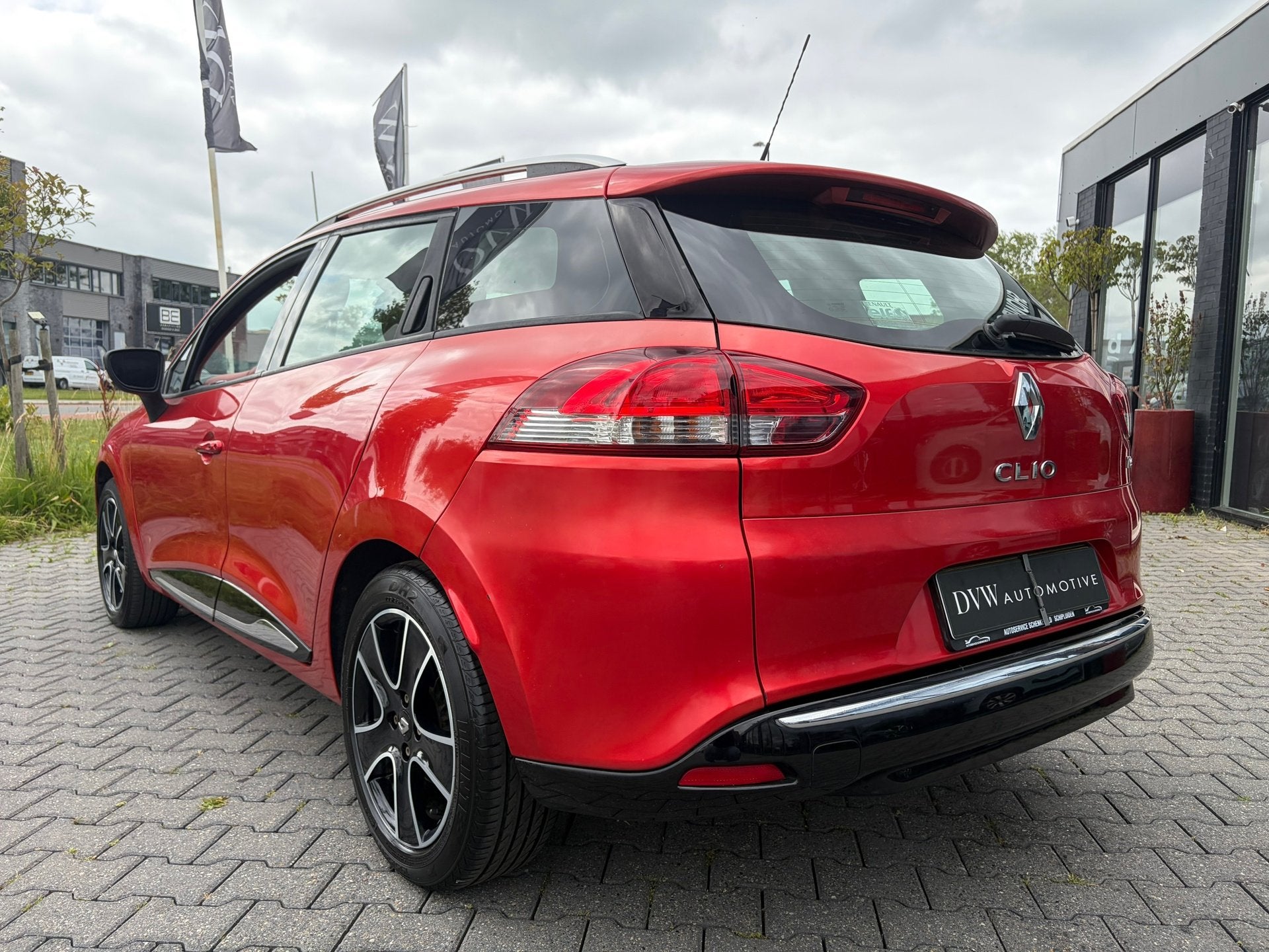 Renault Clio Estate 0.9 TCe Expression, Auto's, Renault, Voorwielaandrijving, Stof, Zwart, Origineel Nederlands