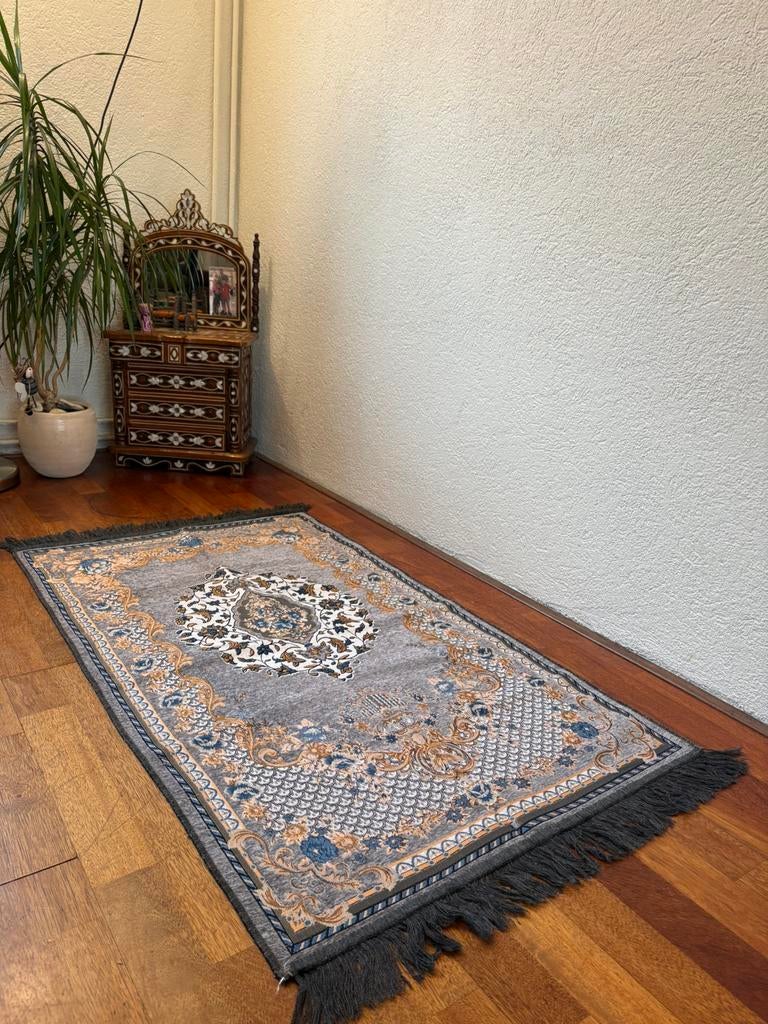 Kleine tapijt., 100 tot 150 cm, Zo goed als nieuw, Grijs, Rechthoekig
