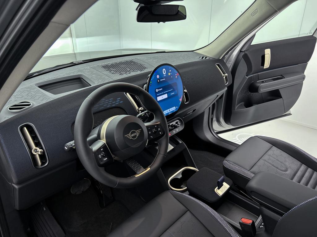 MINI Countryman C Automaat / Classic / Pakket M Plus / 18" A, Auto's, Mini, Stof, Zwart, Nieuw, 3 cilinders