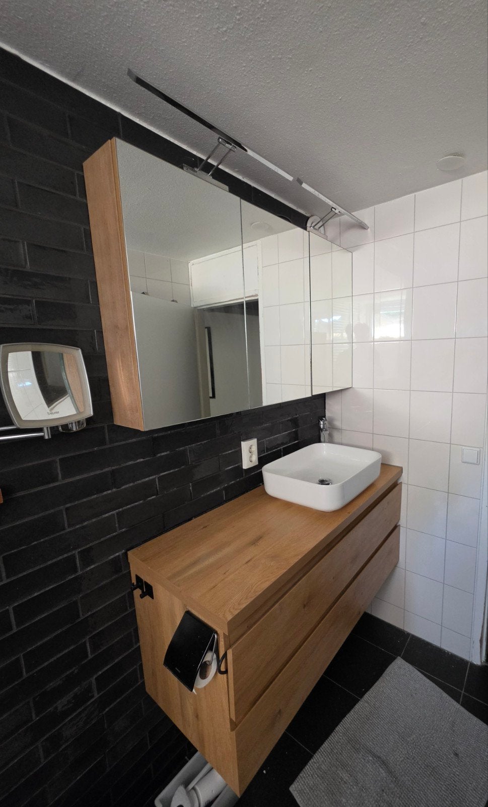 Complete badkamerset: kast, spiegelkast en verlichting, Ophalen, Gebruikt