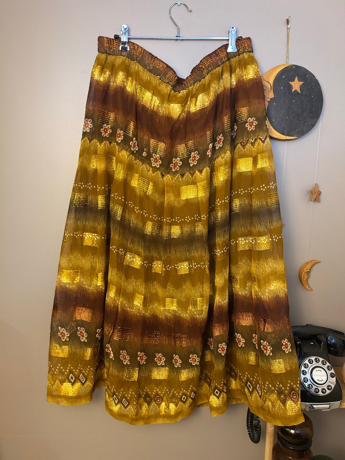 Vintage maxi rok maat L bloemenprint goudkleurige details, Meerkleurig, Maat 42/44 (L), Ophalen of Verzenden, Zo goed als nieuw