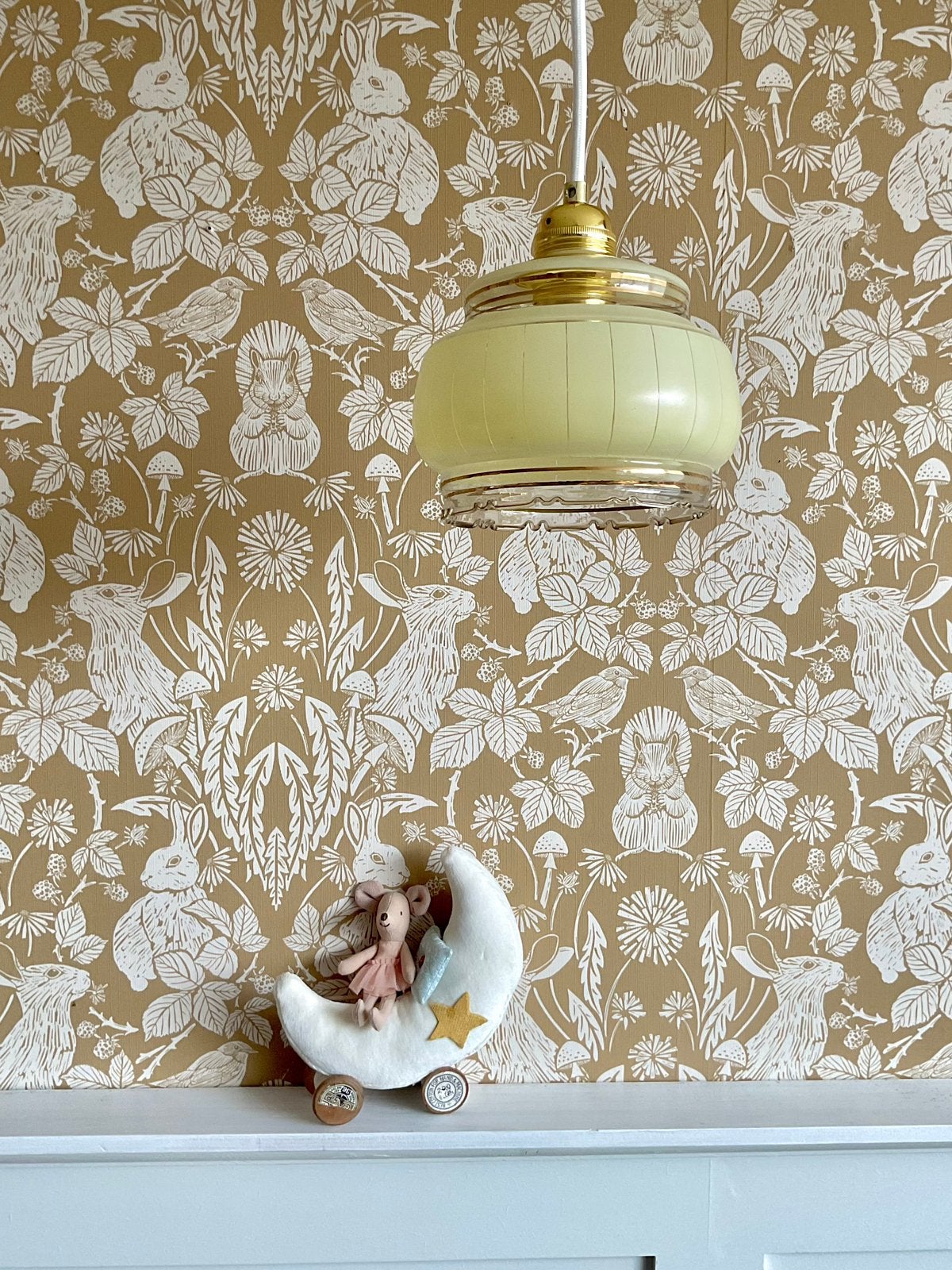 Vintage hanglampje in zacht geel met goud, Gebruikt, Vintage, Glas, Nvt