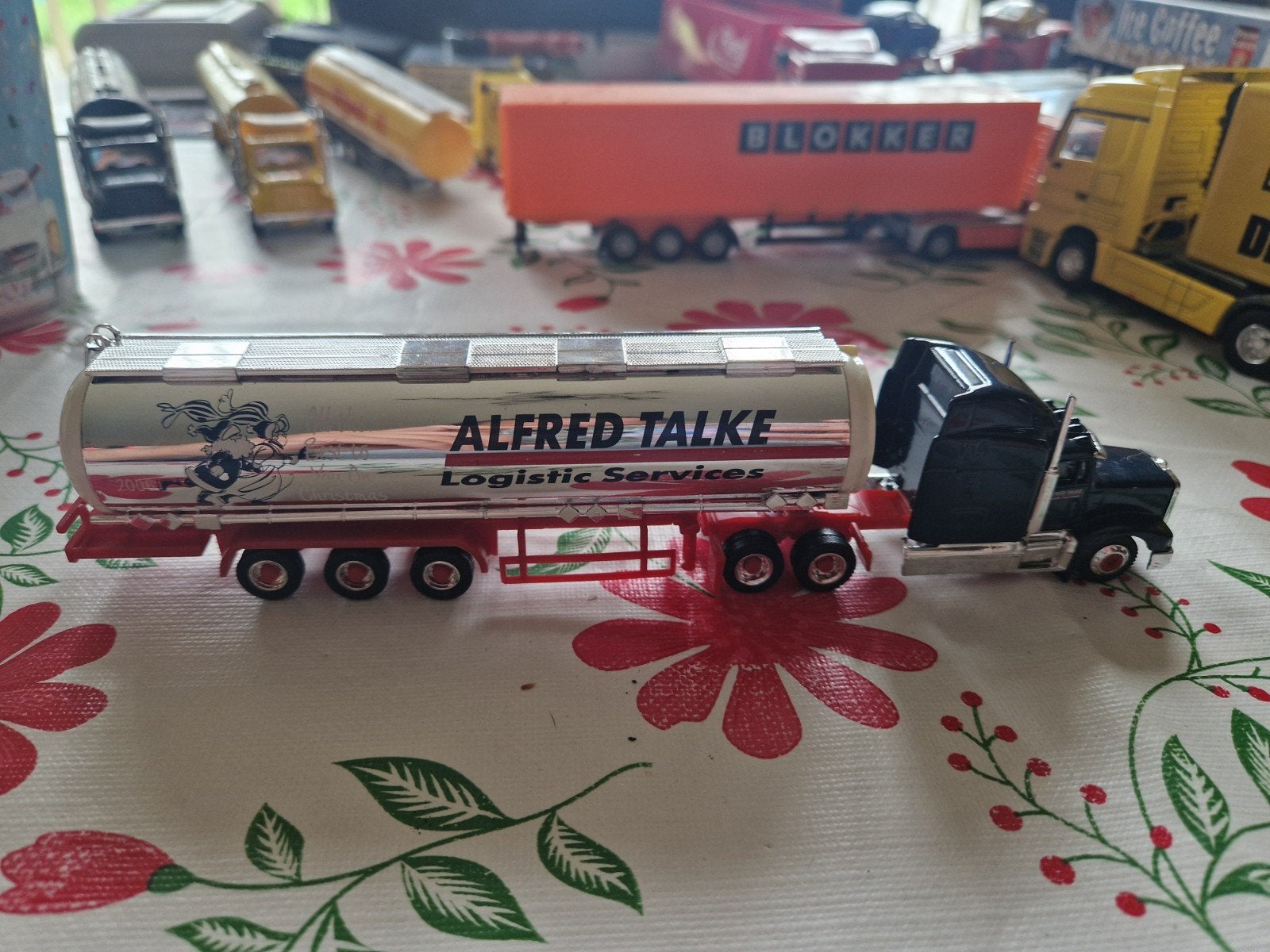 mooie truck met tankoplegger Alfred Talke, Ophalen of Verzenden, Zo goed als nieuw, Bus of Vrachtwagen, Overige merken