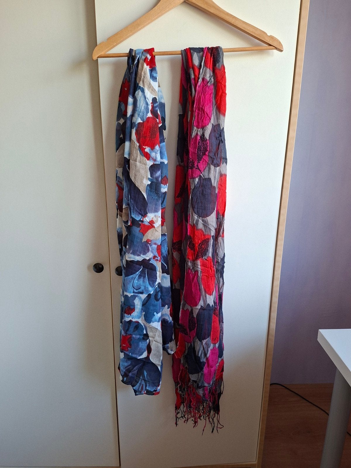 Jackpot Sjaal met Bloemenprint - Blauw/Rood & Roze/Rood, Kleding | Dames, Maat 46/48 (XL) of groter, Jackpot, Ophalen of Verzenden