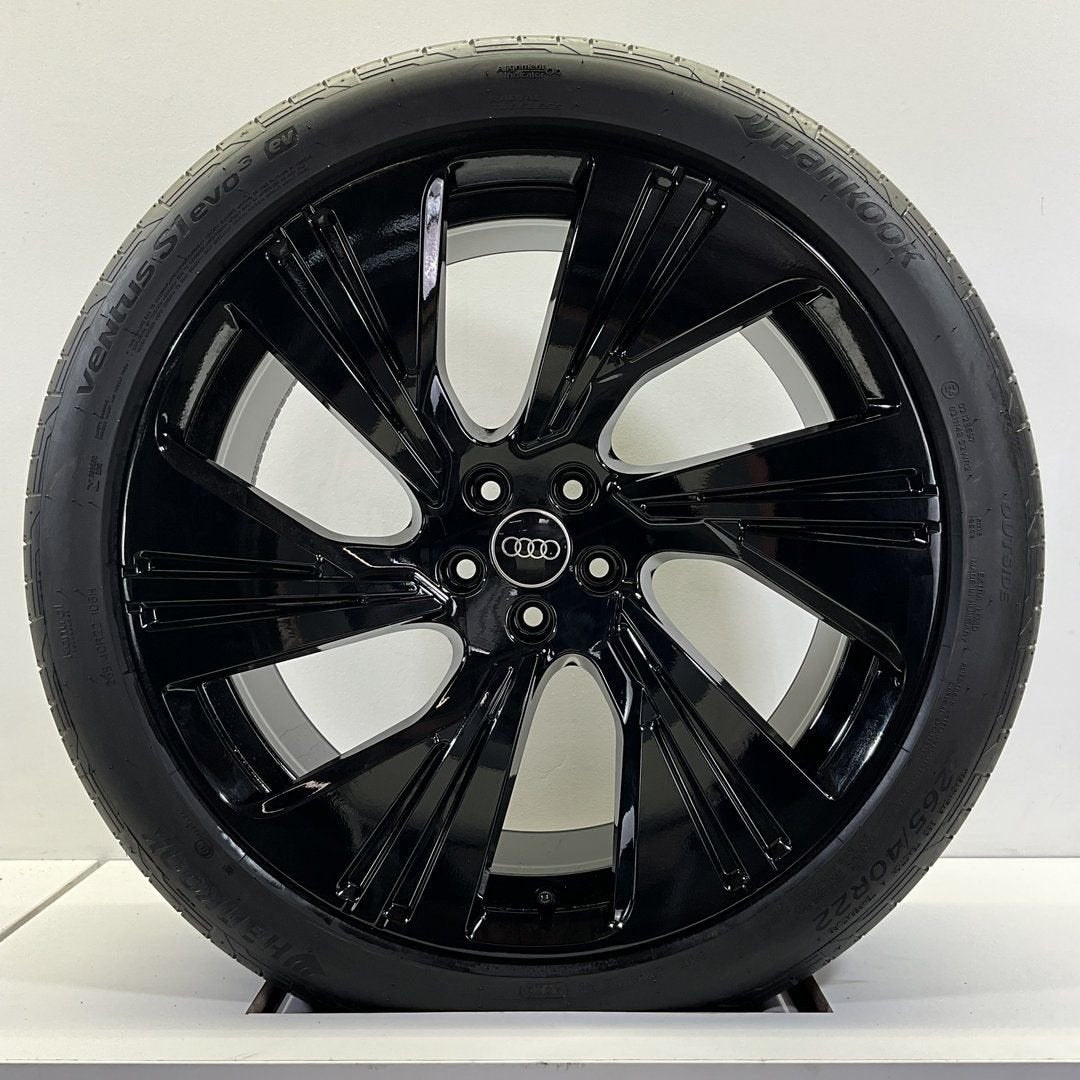 NIEUW AUDI Q8 ETRON SET VELGEN + ZOMERBANDEN 22 INCH, Gebruikt, -, 285 mm, -