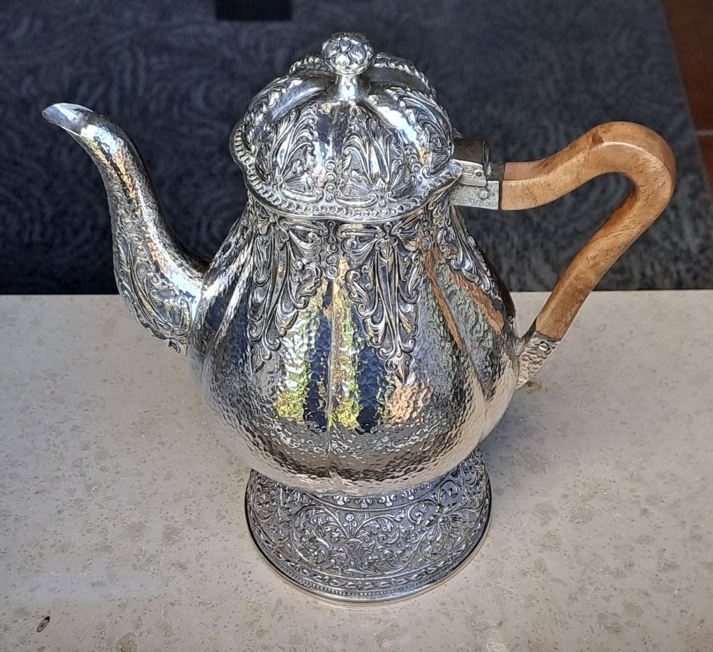 Antieke zilveren Djokja ( keurmerk 900) koffie/mokka pot.🫖, Antiek en Kunst, Verzenden, Zilver