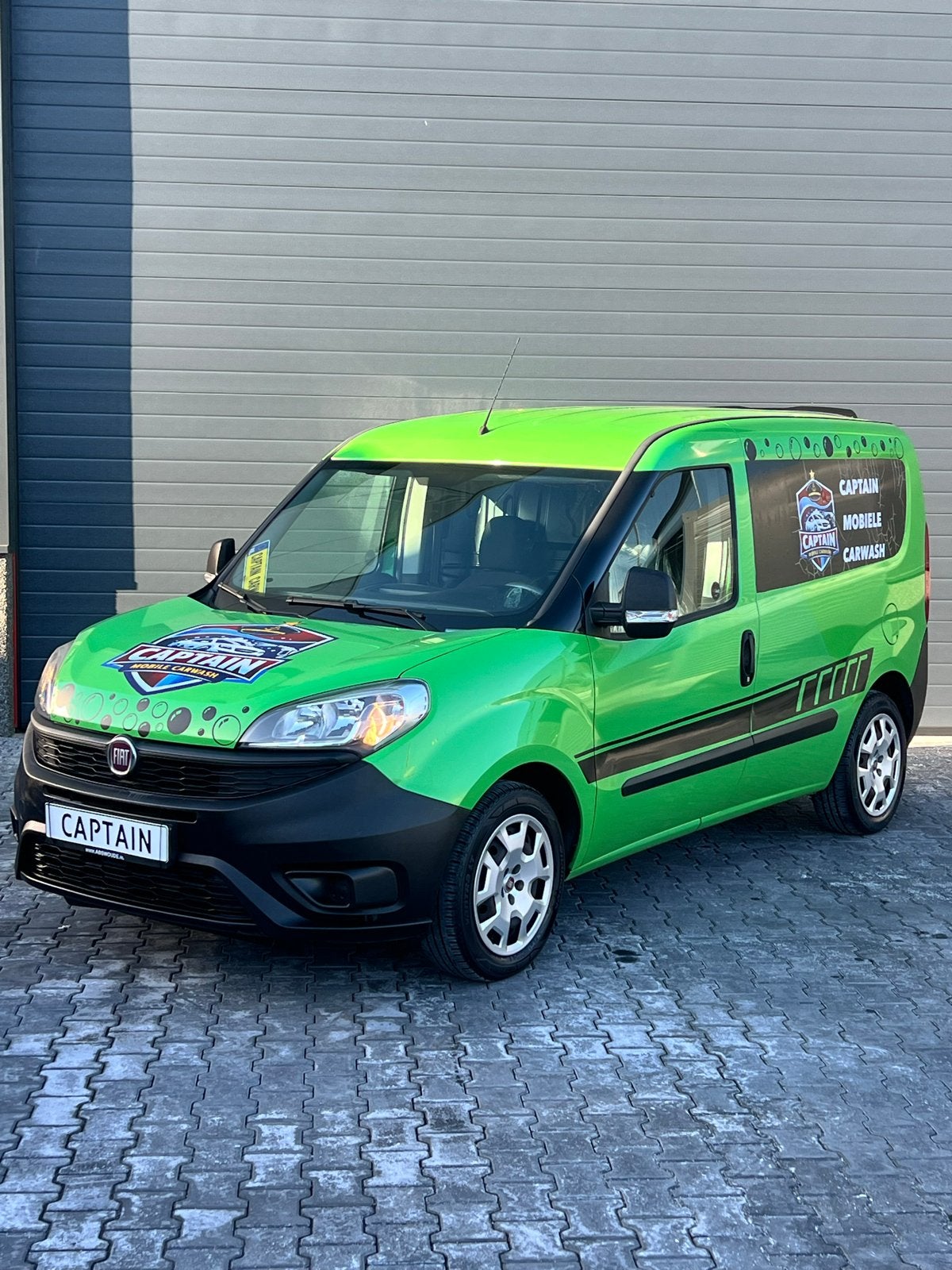 Vandaag kopen, morgen geld verdienen! Mobil carwash, Voorwielaandrijving, 1408 kg, Stof, 4 cilinders