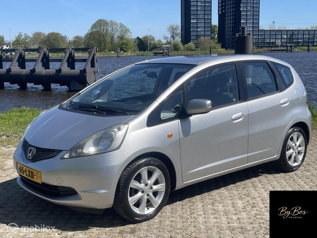 Honda Jazz 1.2 Trend Airco Dealer onderhouden NAP, Auto's, Honda, Voorwielaandrijving, Euro 5, 450 kg, 4 cilinders