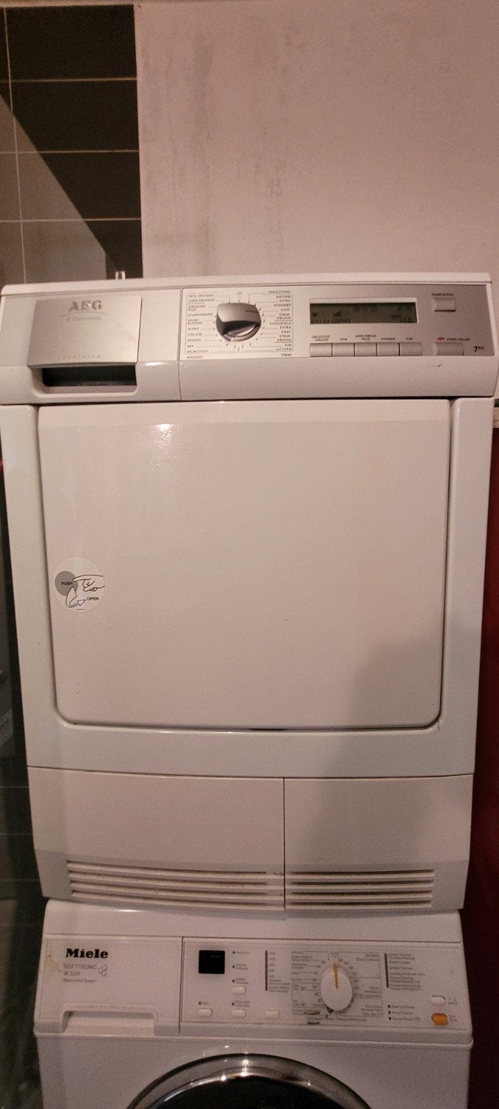 AEG wasdroger, Ophalen, Condens, 85 tot 90 cm