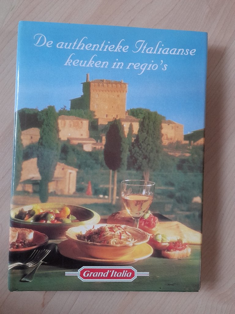 DE AUTHENTIEKE ITALIAANSE KEUKEN IN REGIO, Boeken, Ophalen of Verzenden, Zo goed als nieuw, Italië