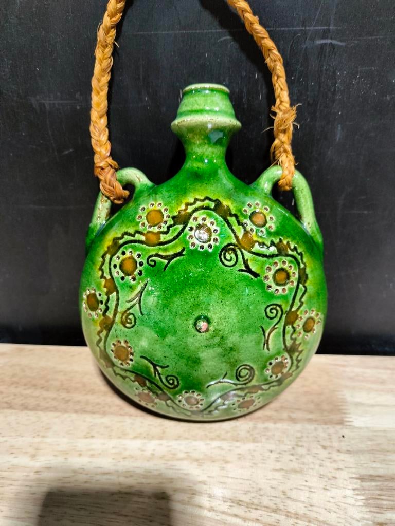 Tino ubeda Spanje groen ceramiek vaas drinkfles, Antiek en Kunst, Antiek | Keramiek en Aardewerk, Ophalen of Verzenden