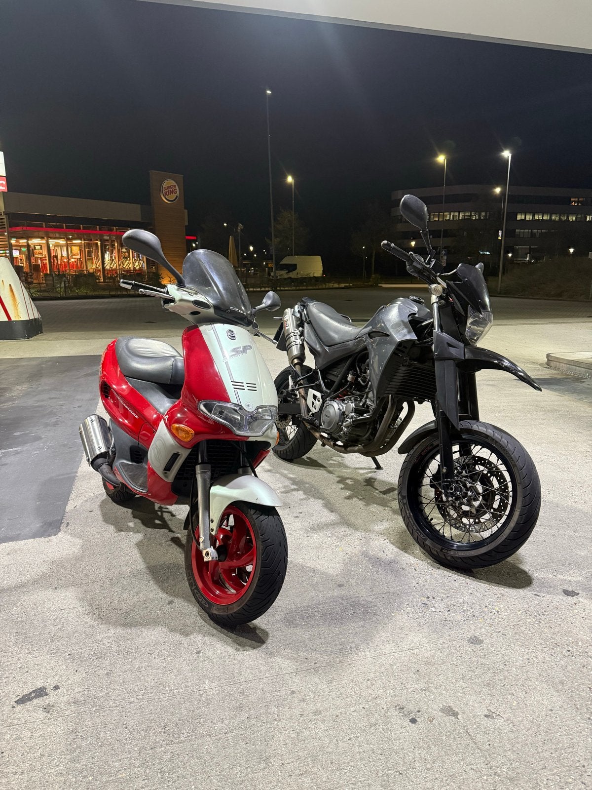 Yamaha XT660 uit 2006 met Mivv uitlaat, Ophalen