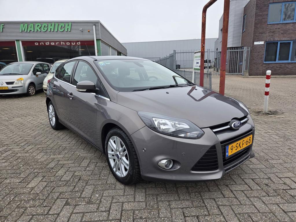 Ford Focus 1.6 TDCI ECOnetic Lease Titanium|NAP|KEYLESS|HATC, Euro 5, Gebruikt, 4 cilinders, Bruin
